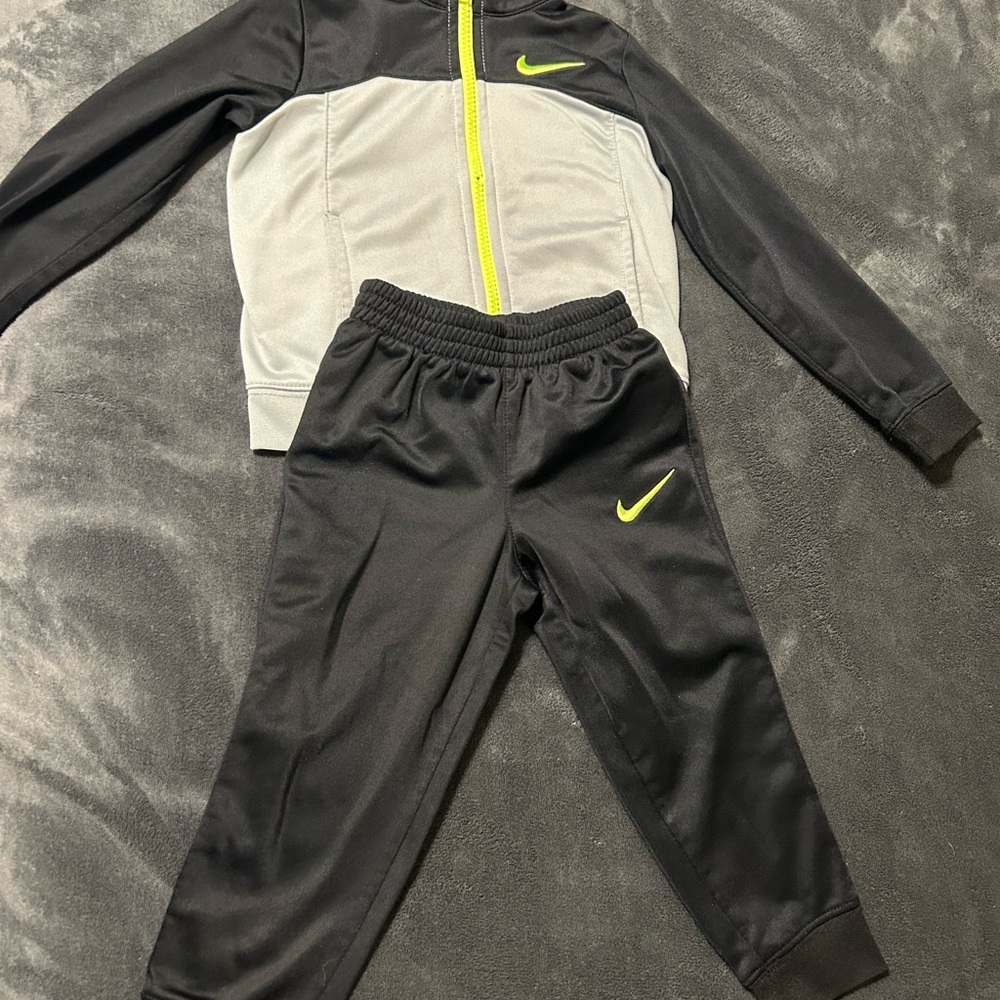 Nike Black and Gray Sweatpants with Elastic Waistband